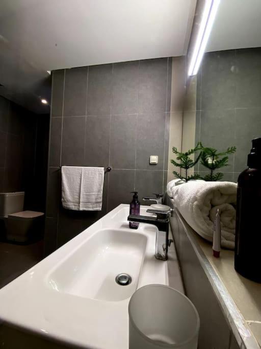 Luxurious Golf & Sea View Beach Apartment With Pool Access - Tamourrit, Taghazout Bay Dış mekan fotoğraf